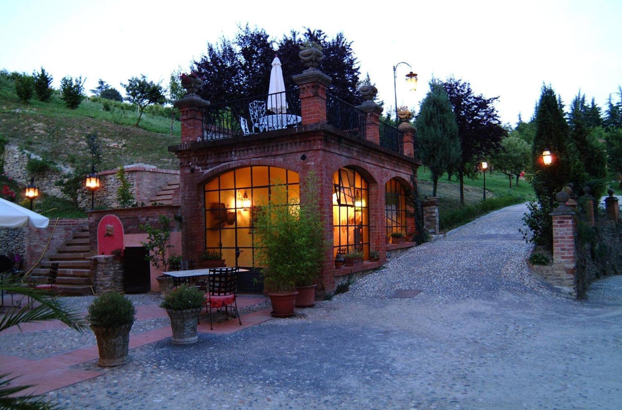 Villa La Favorita Alba  Dış mekan fotoğraf