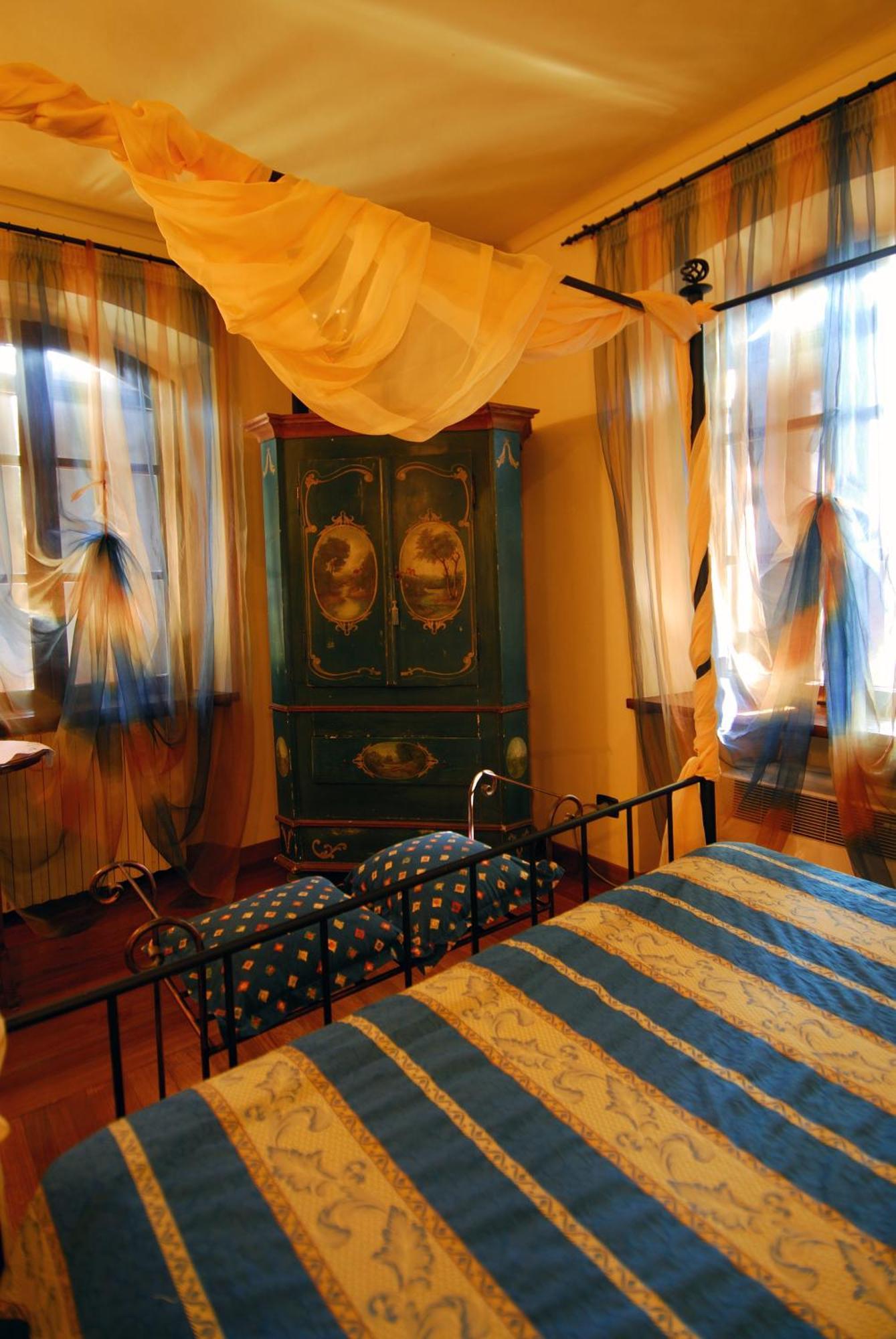 Villa La Favorita Alba  Oda fotoğraf
